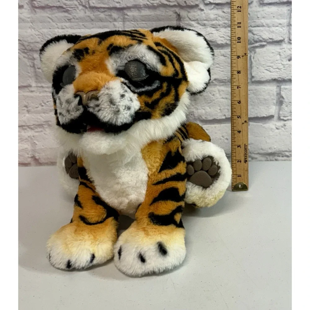 FurReal Friends Tyler the Roarin' Tiger Interactive Realistic Hasbro Works! EUC!